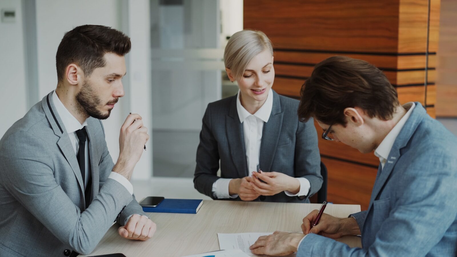 Umbrella Insurance: Commercial Umbrella Insurance vs. Personal Umbrella Insurance